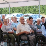 Modlitwa przy kaplicy w Opocznie 