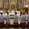 Z Matką Bożą Pocieszenia, św. Fidelisem i Aureliuszem