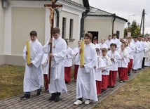 Konsekracja i poświęcenie w Wierzchosławicach