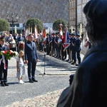 Polowa Msza św. przy katedrze na 45 lat Solidarności