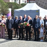 Polowa Msza św. przy katedrze na 45 lat Solidarności