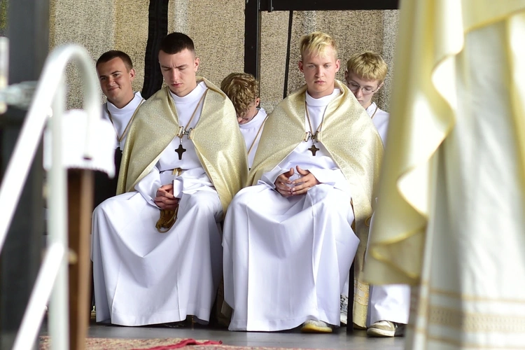 Odpust Matki Bożej Królowej Pokoju