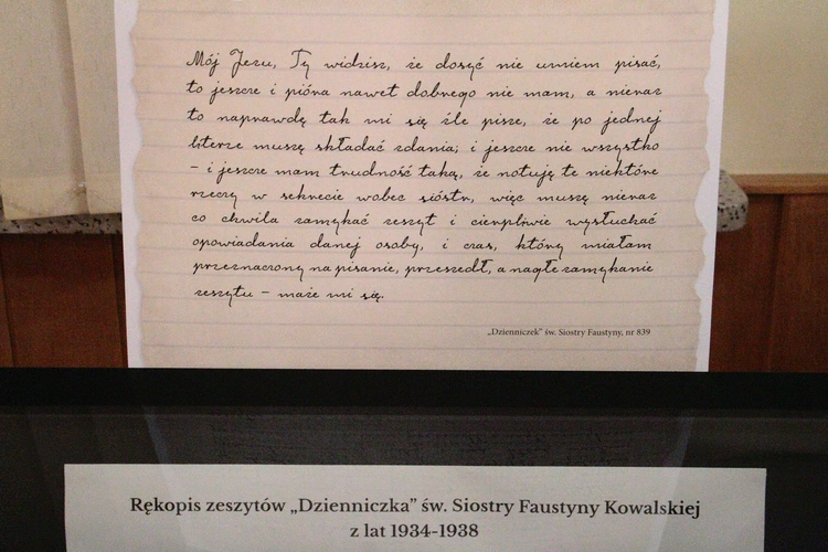 Rękopisy "Dzienniczka" św. s. Faustyny
