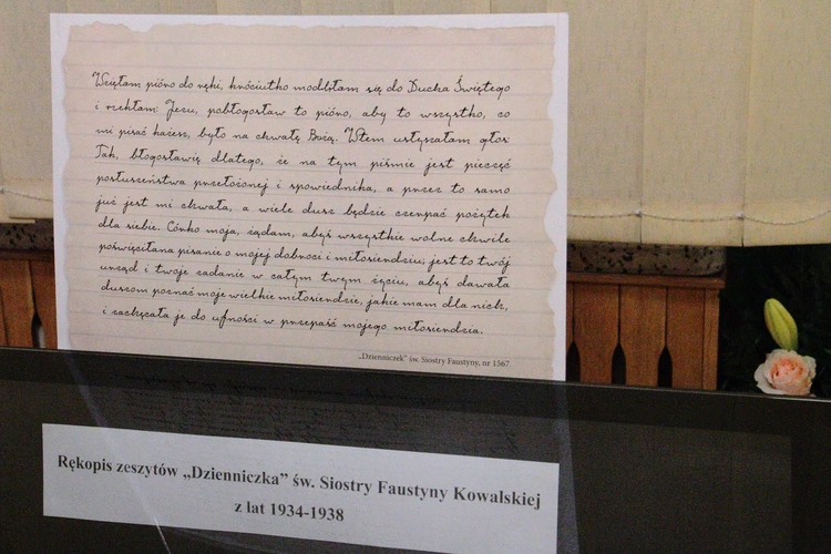Rękopisy "Dzienniczka" św. s. Faustyny