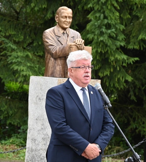Odsłonięcie pomnika Stefana Banacha 