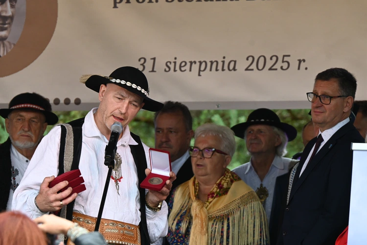 Odsłonięcie pomnika Stefana Banacha 