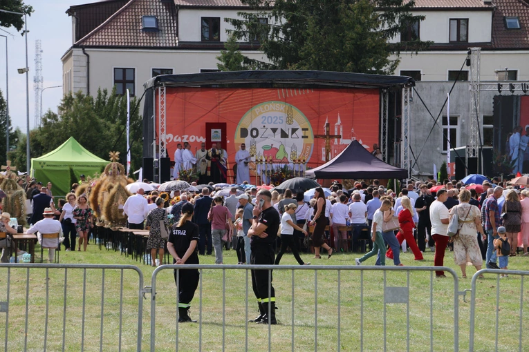 Płońsk. Wojewódzko-diecezjalne święto plonów  cz.I