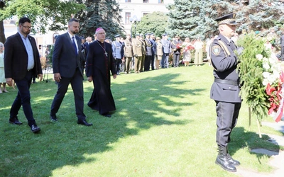 Nasz naród jest niezwyciężony