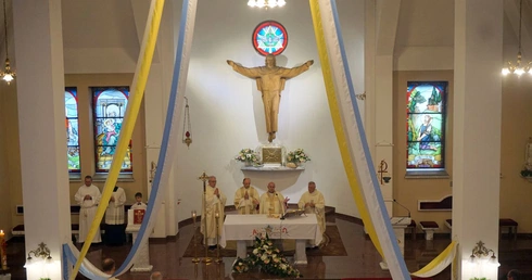 25-lecie kościoła Świętej Trójcy w Bycinie - Msza św.