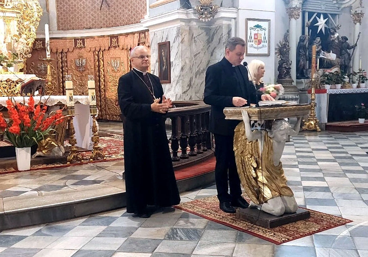 Szkoła krainą Lotofagów?