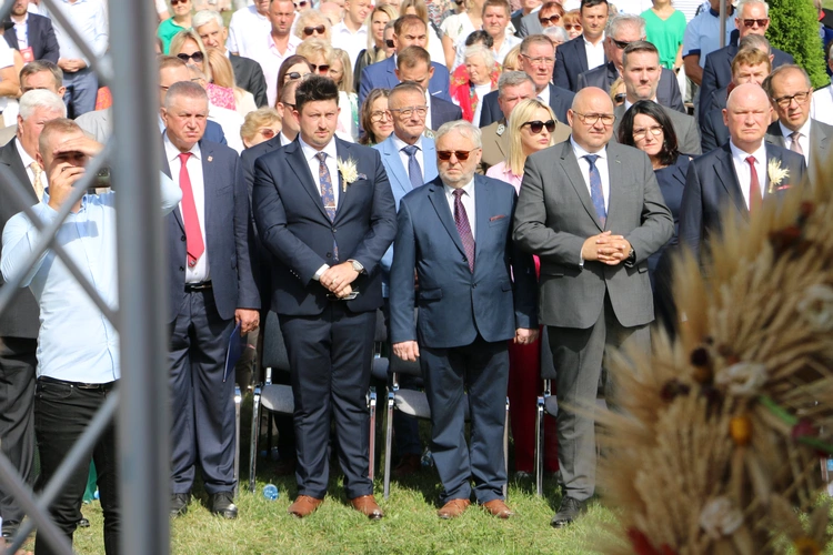 Płońsk. Wojewódzko-diecezjalne święto plonów cz. II