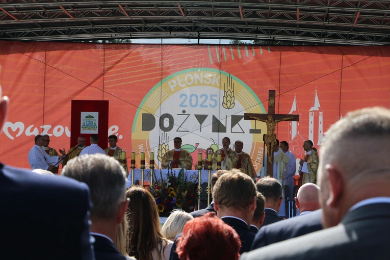 Płońsk. Wojewódzko-diecezjalne święto plonów cz. II