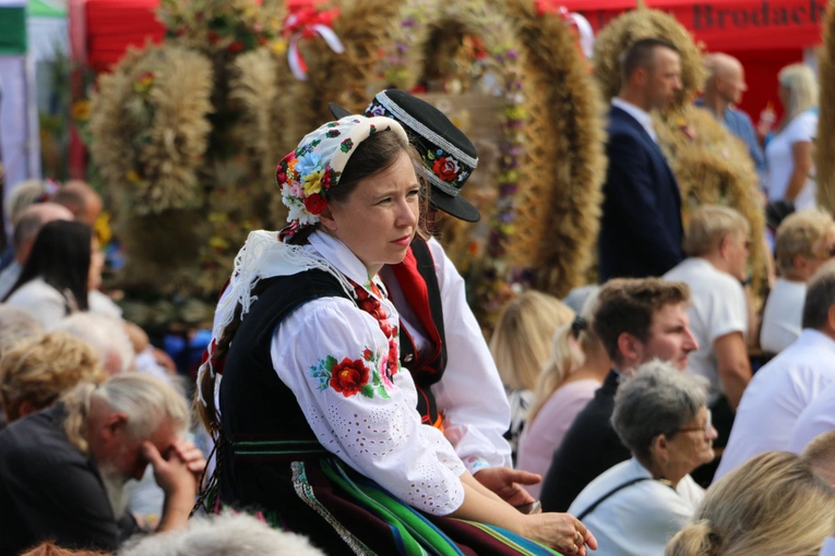 Płońsk. Wojewódzko-diecezjalne święto plonów cz. II