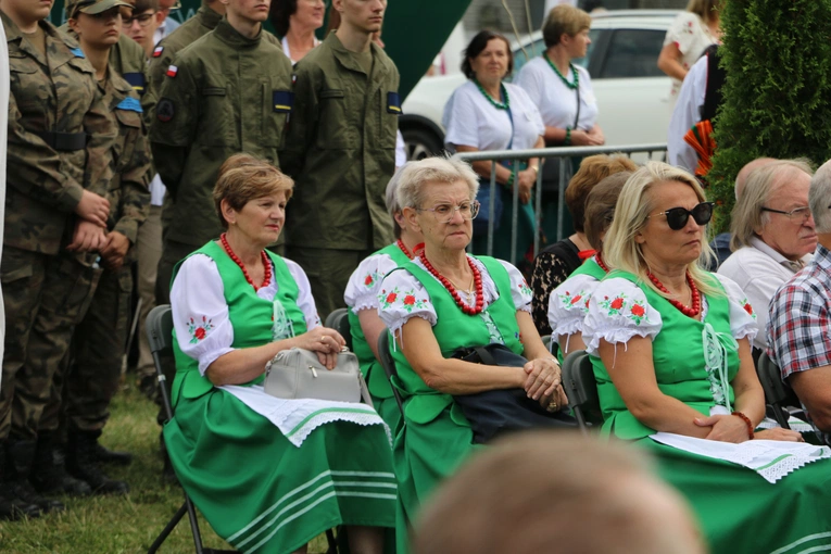 Płońsk. Wojewódzko-diecezjalne święto plonów cz. II