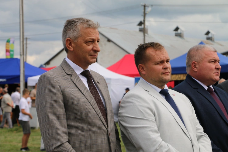 Płońsk. Wojewódzko-diecezjalne święto plonów cz. II