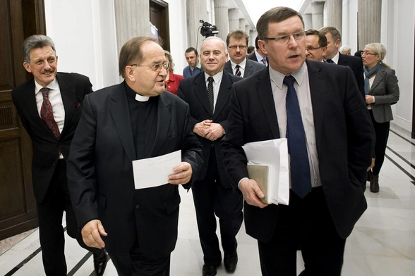 W poszukiwaniu wartości, sensu i relacji