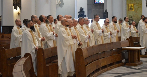 Bp Szkudło do rektorów seminariów: Formacja seminaryjna służy formacji do świętości