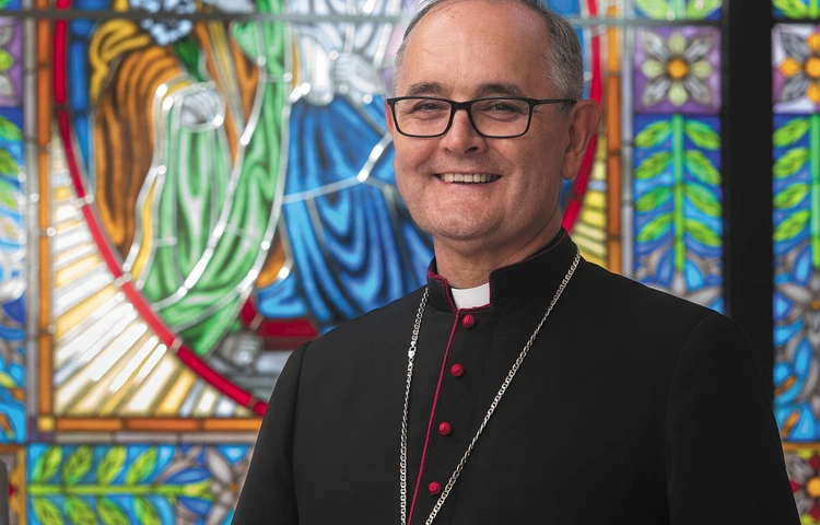Abp Przybylski dla GN: Rolą Kościoła jest scalić słowem Bożym popękanych ludzi