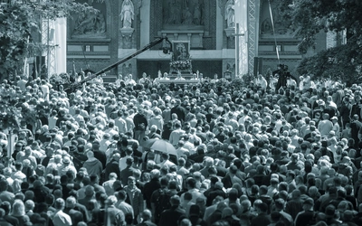 Królowa pękniętej ziemi Jak w 1925 r. Maryja Piekarska połączyła podzielone granicą śląskie rodziny