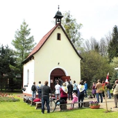 Obchody 25-lecia poświęcenia sanktuarium przy ul. Andersa 67 odbędą się  6 września.  Mszy św. w południe przewodniczyć będzie bp Sławomir Oder. 