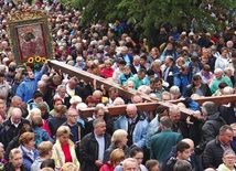 Pielgrzymka rozpocznie się o godz. 9 Drogą Krzyżową  przy stacji „U Piłata”.  O 11.30 przy ołtarzu polowym zostanie odprawiona  Msza św.