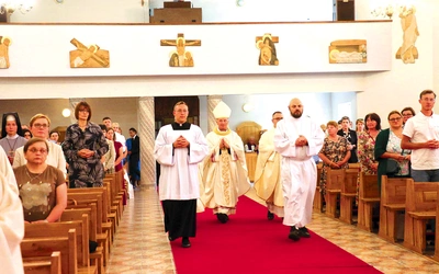 Mszy św. przewodniczył  bp Marek Solarczyk. 