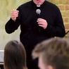 – Trzeba nieustannie przypominać, że rodzina jest ogromną wartością – uważa ks. Wojsław Czupryński.