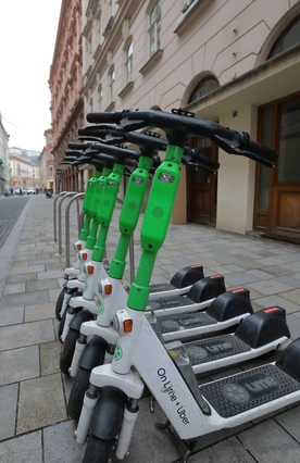 Przepisy o e-hulajnogach to krok w dobrą stronę