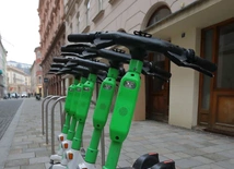 Przepisy o e-hulajnogach to krok w dobrą stronę