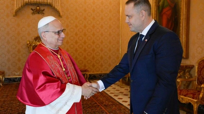 Prezydent Nawrocki na audiencji u Papieża Leona XIV