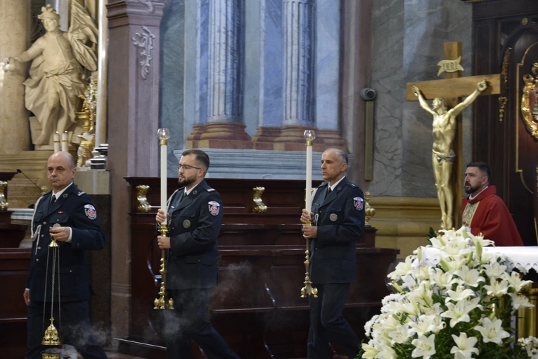 Radość i służba celników