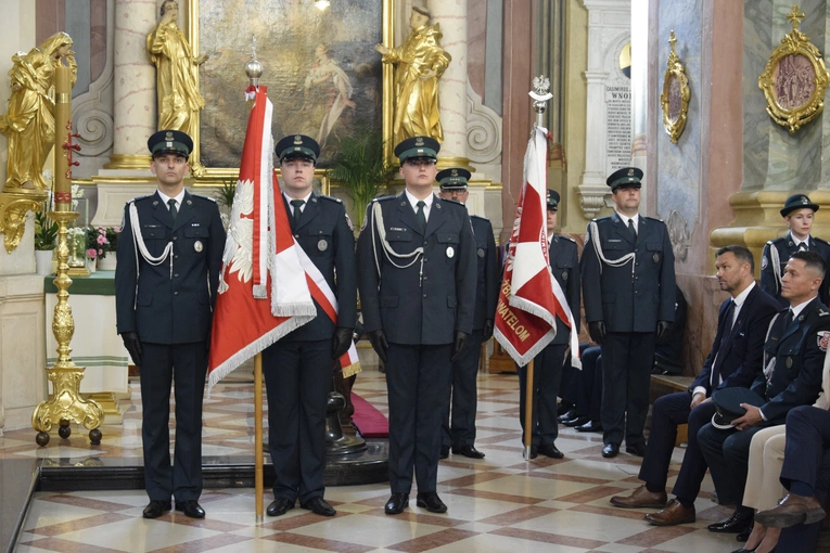 Radość i służba celników
