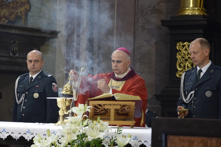 Radość i służba celników