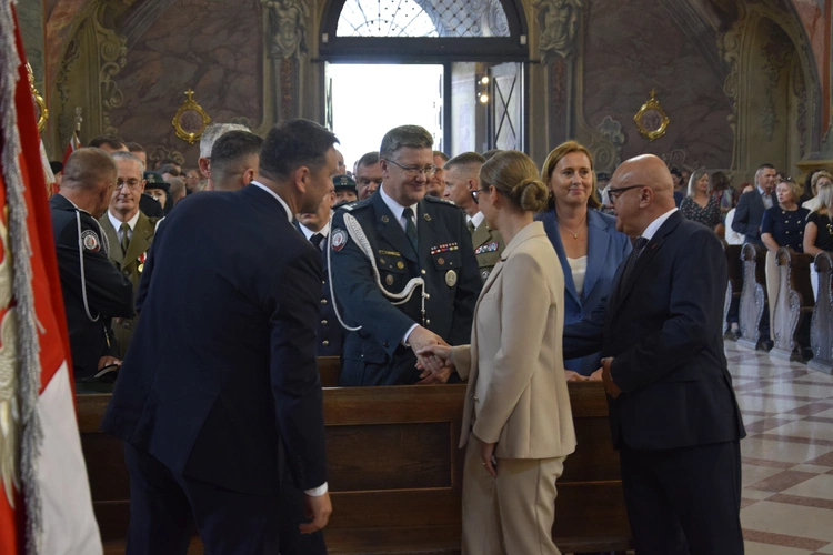 Radość i służba celników