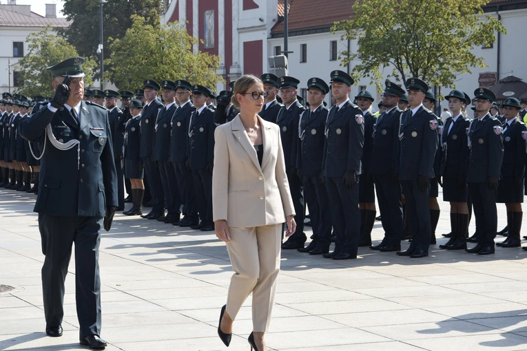 Radość i służba celników