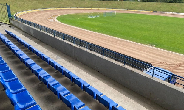 Świętochłowice. Stadion imienia Pawła Waloszka zyska nowe trybuny