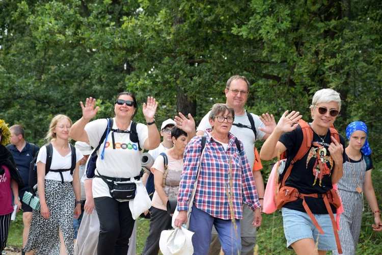 Piesza Pielgrzymka Wrocławska 2025 - przeżyjmy to jeszcze raz!