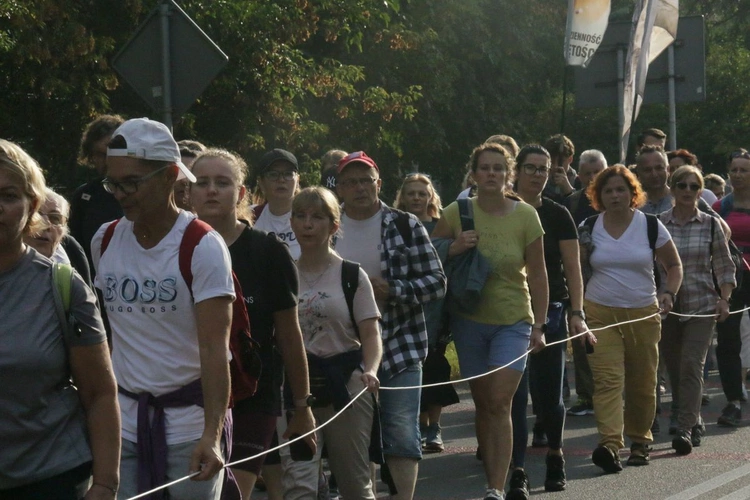 Pielgrzymi w drodze
