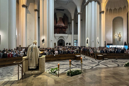 Katowice. Jubileuszowa pielgrzymka dekanatów