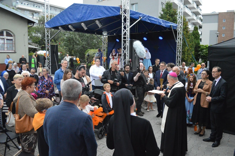 Poświęcenie i otwarcie Centrum Rodziny im. św. Józefa