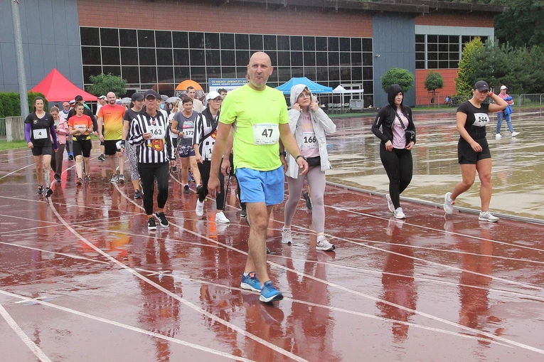 IV Charytatywny Bieg z Nadzieją - cz. 2