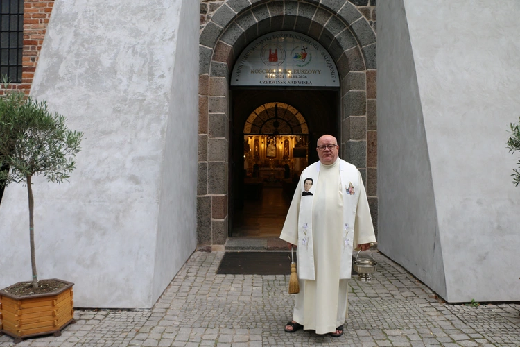 V Młodzieżowa Pielgrzymka z Płońska do Czerwińska n. Wisłą 