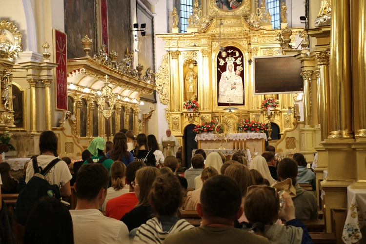 V Młodzieżowa Pielgrzymka z Płońska do Czerwińska n. Wisłą 