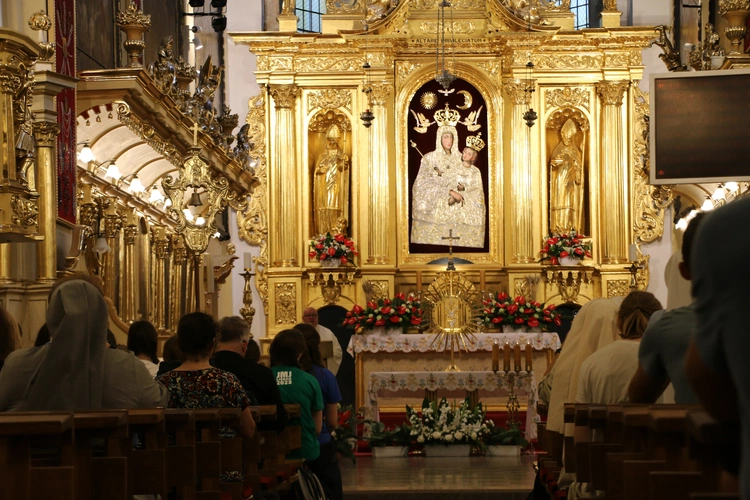 V Młodzieżowa Pielgrzymka z Płońska do Czerwińska n. Wisłą 