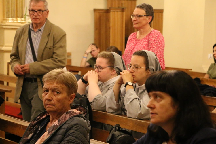 V Młodzieżowa Pielgrzymka z Płońska do Czerwińska n. Wisłą 