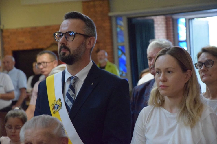 Męski Różaniec w parafii Pelagów