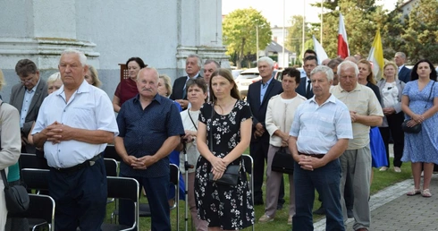 25 lat obecności paulinów w Starej Błotnicy