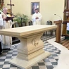 Uroczystość poświęcenia ołtarza.