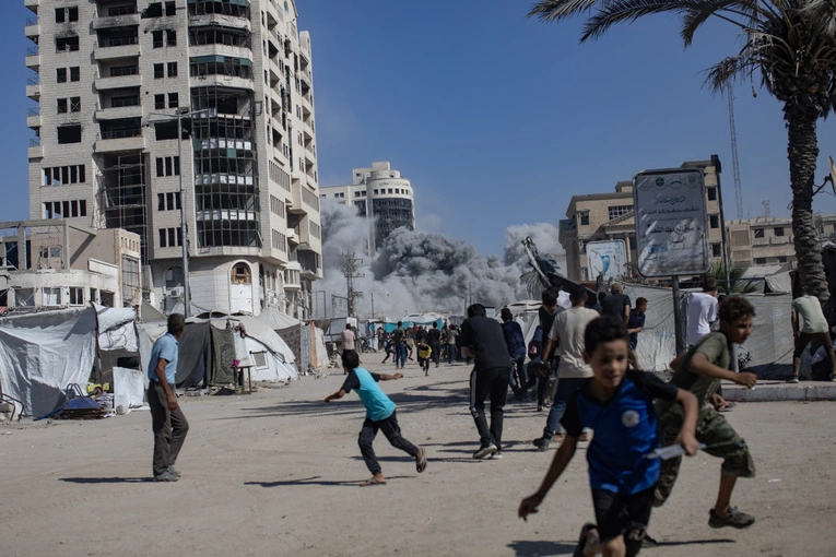 Izraelska armia nakazała ewakuację wszystkim mieszkańcom miasta Gaza