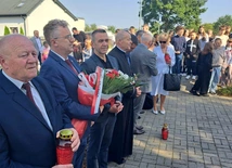 Społeczeństwo ziemi koneckiej pamięta o bohaterskich żołnierzach. 